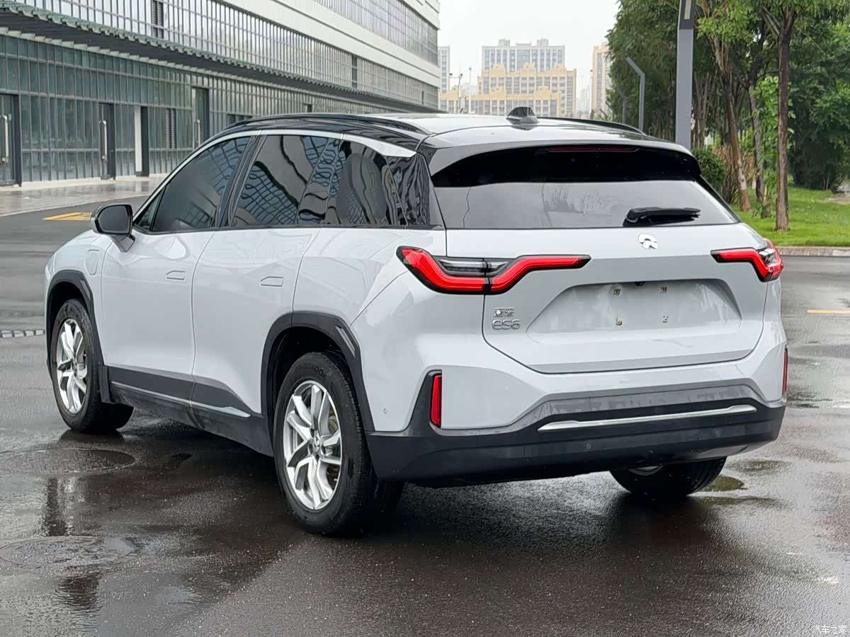 NIO ES6, 2022 4