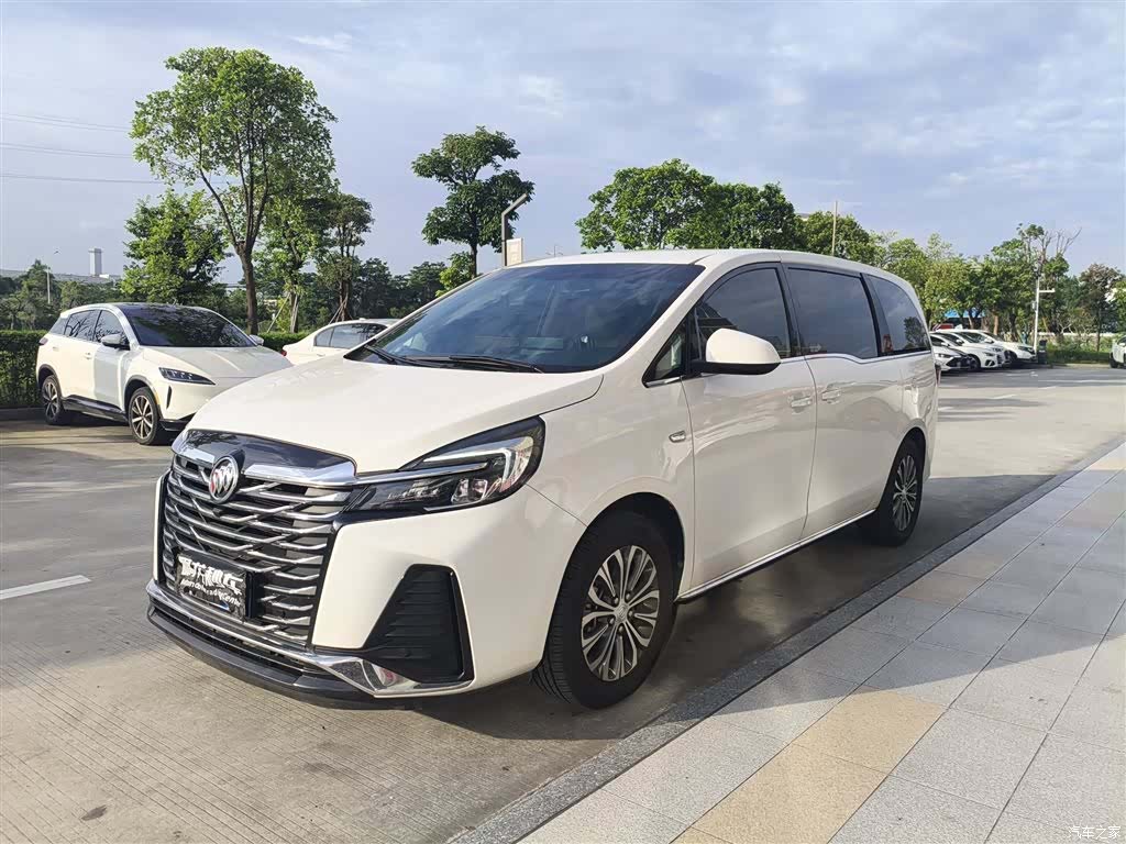 Buick GL8, 2023 1