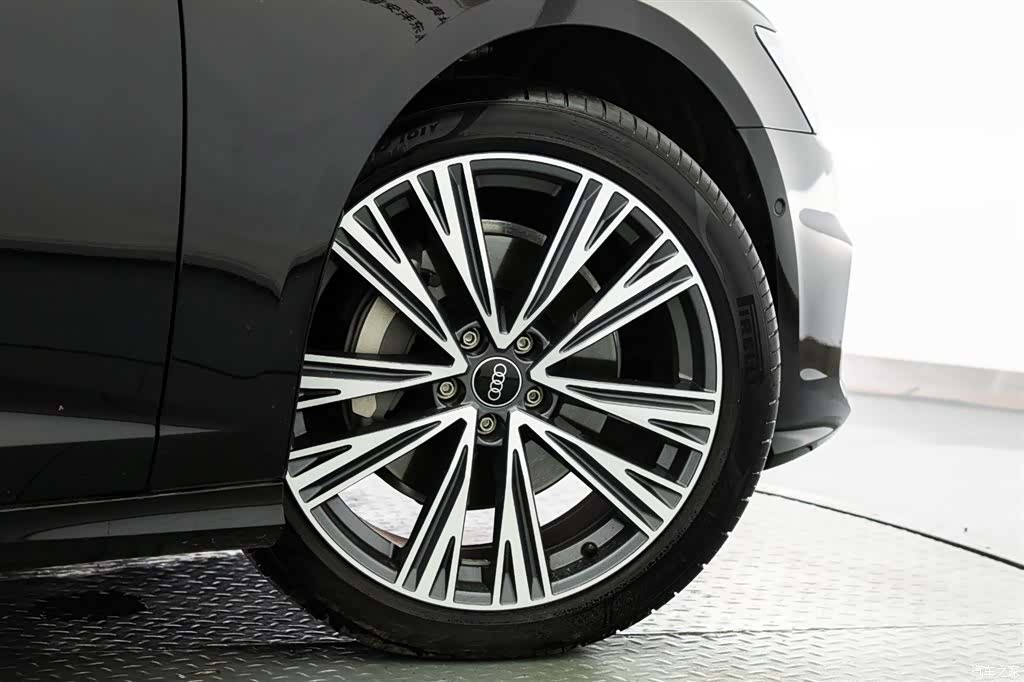 Audi A6L, 2026 21