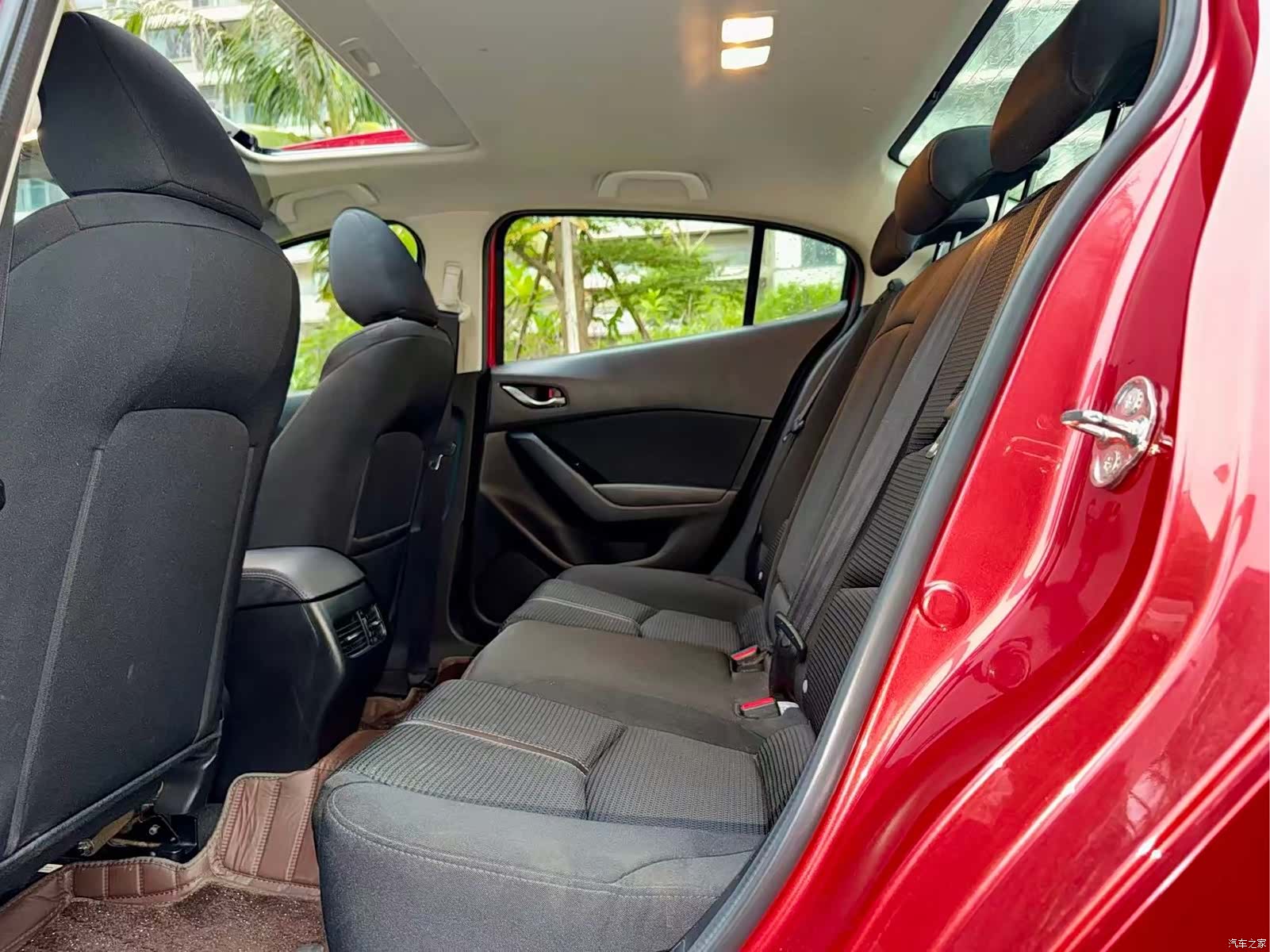 Mazda Mazda3, 2019 все фото