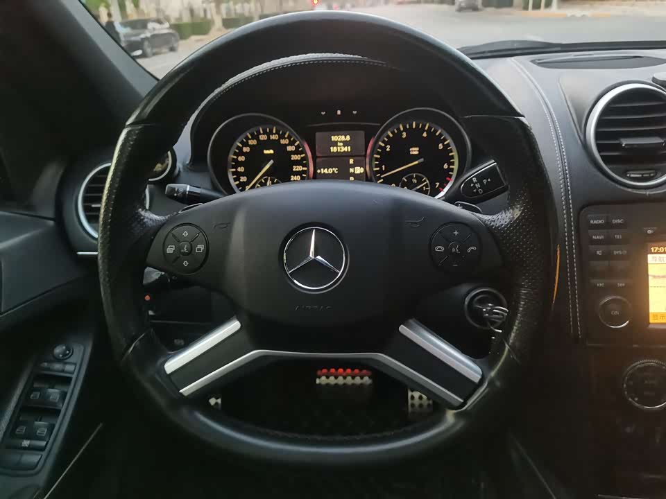 Mercedes-Benz M class