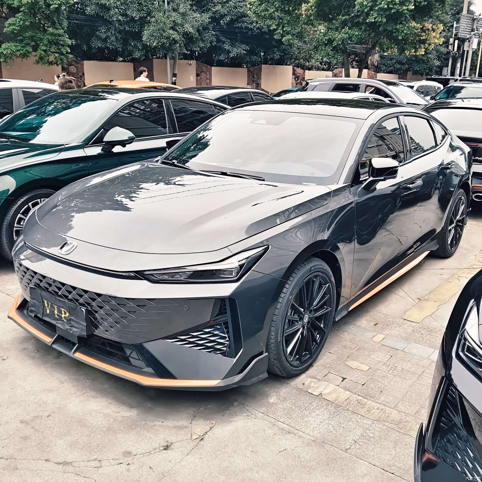 Changan UNI-V, 2024 1