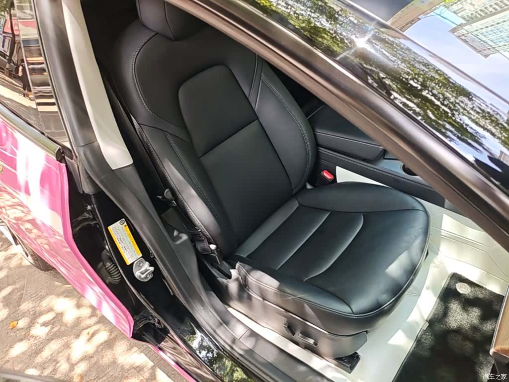 Tesla Model 3, 2022 25
