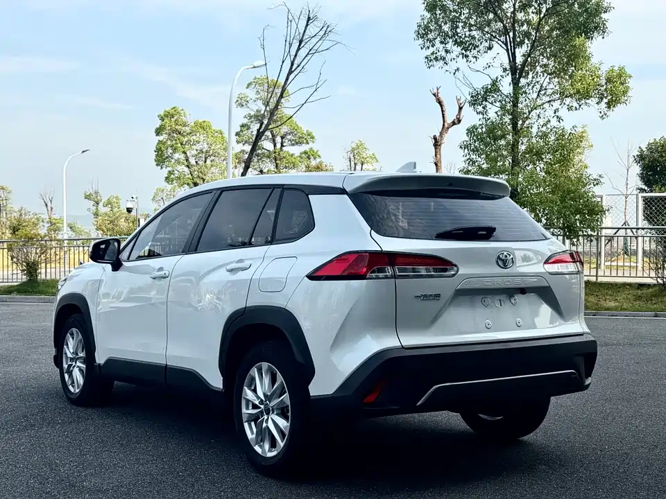 Toyota Corolla Sharp amplifier