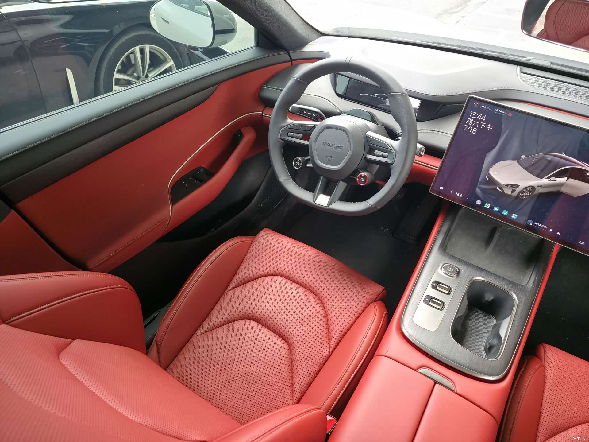 Xiaomi SU7, 2025 11