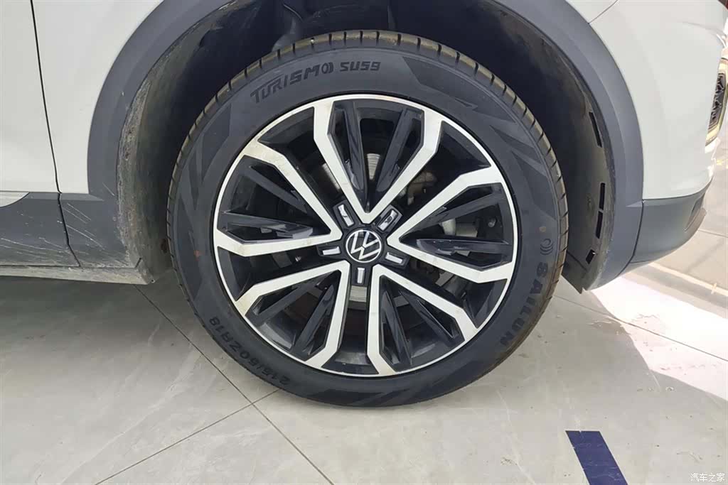 Volkswagen T-ROC, 2022 6