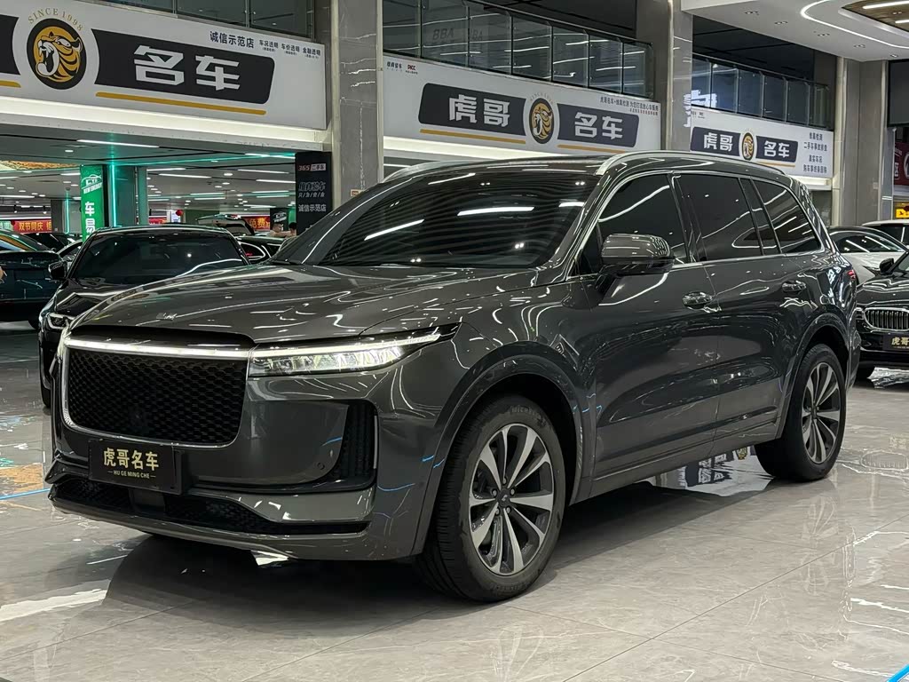 Li Auto ONE 2020 6 мест