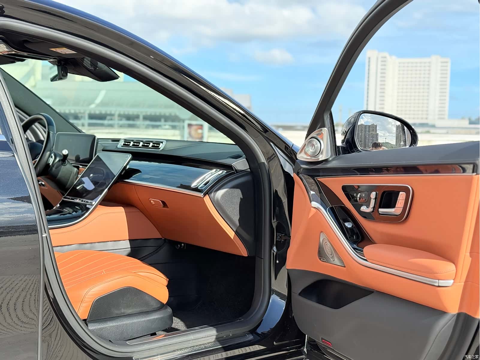Mercedes-Benz S-Class, 2024 6