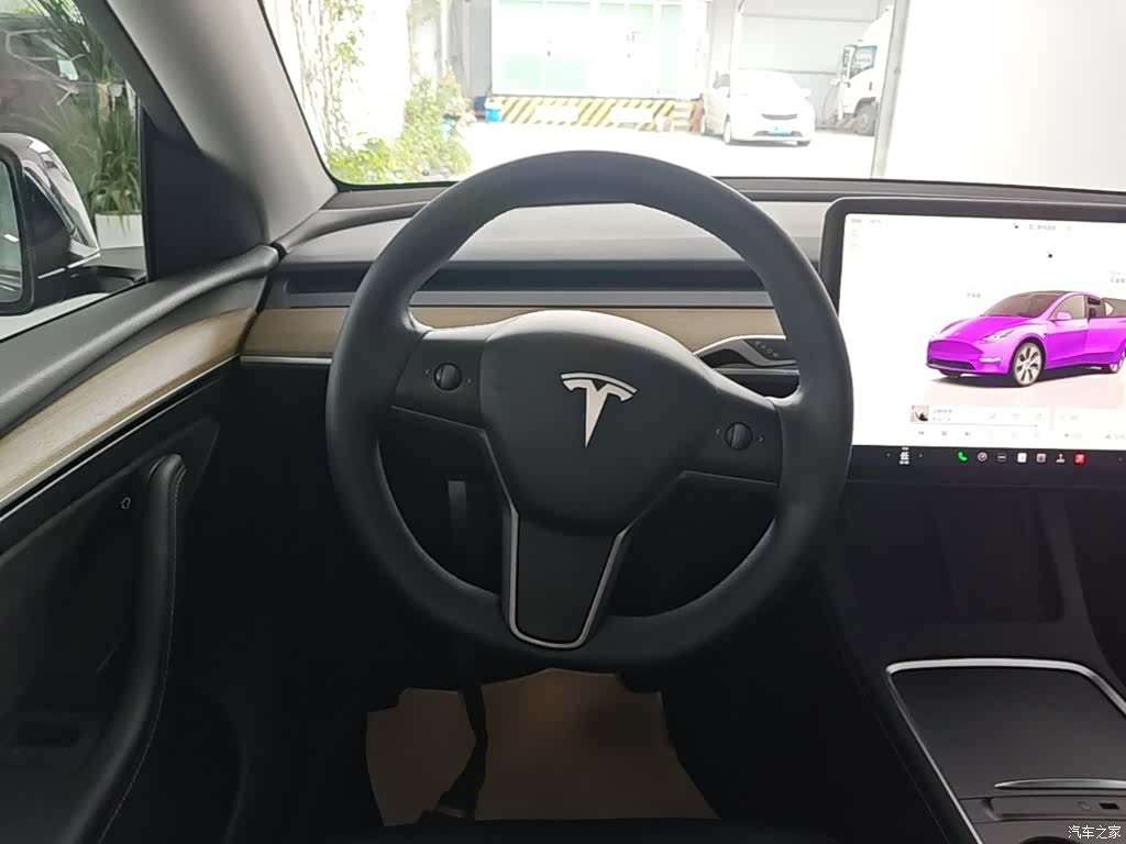 Tesla Model Y, 2023 11