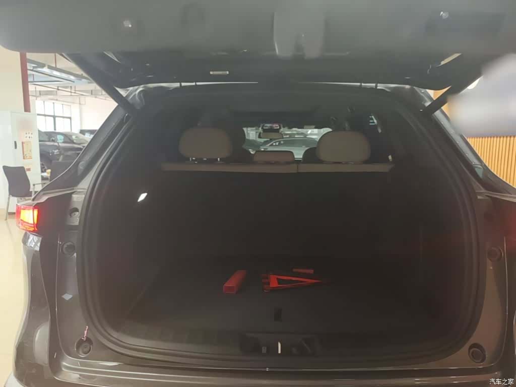 Changan CS75, 2025 19
