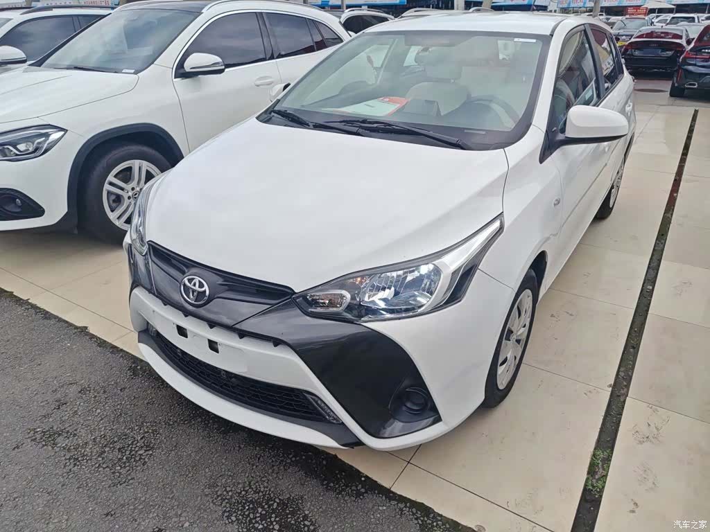 Toyota YARiS L