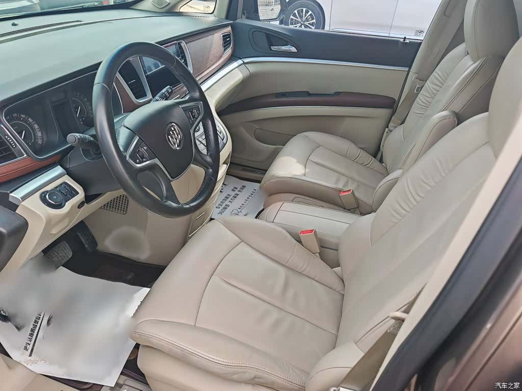 Buick GL8, 2018 12