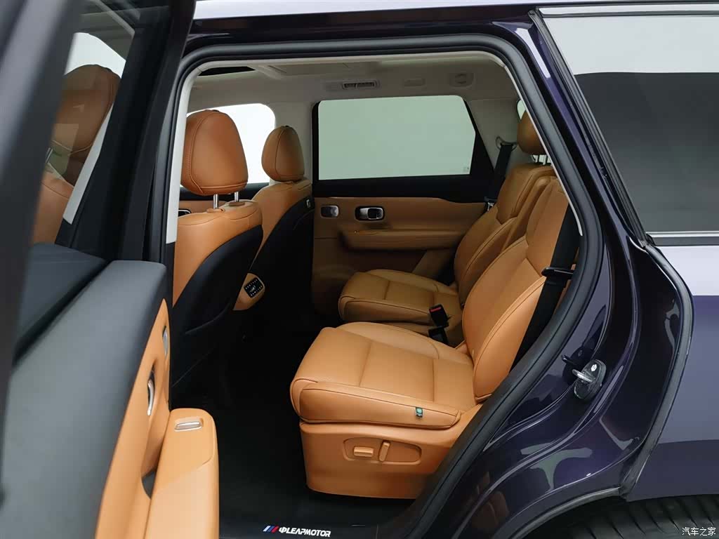 Leapmotor C16, 2024 15