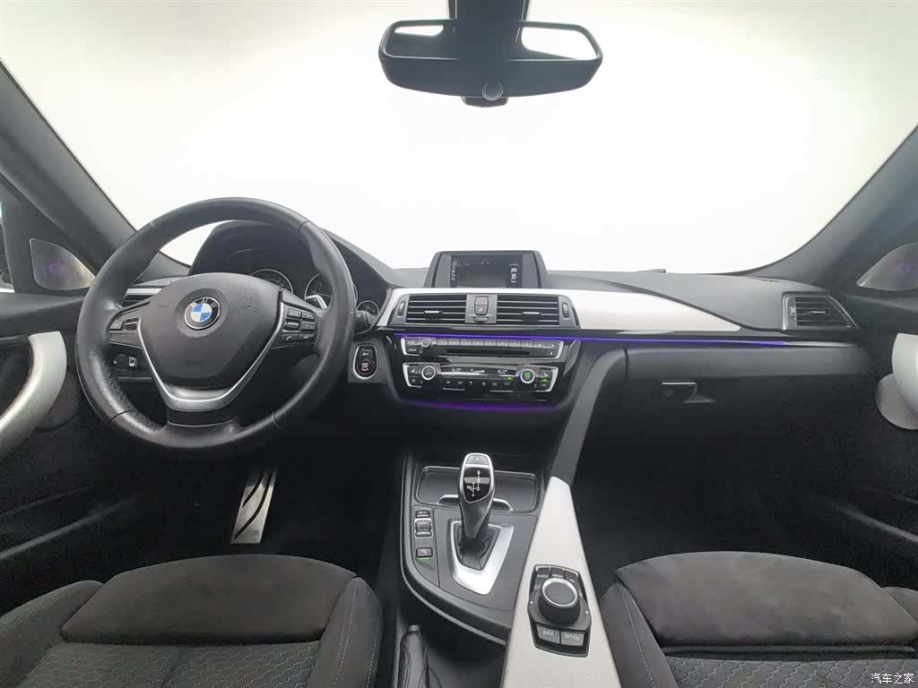 BMW 3 Series, 2017 все фото