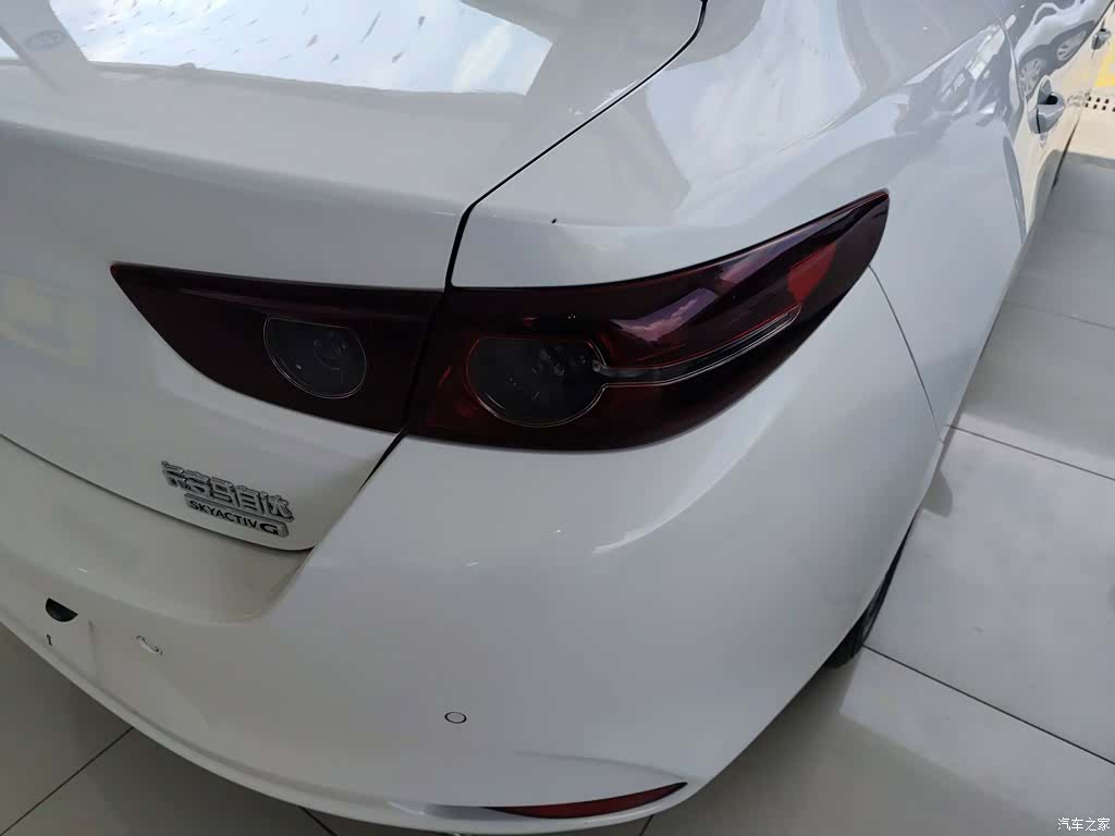 Mazda Mazda3, 2020 24