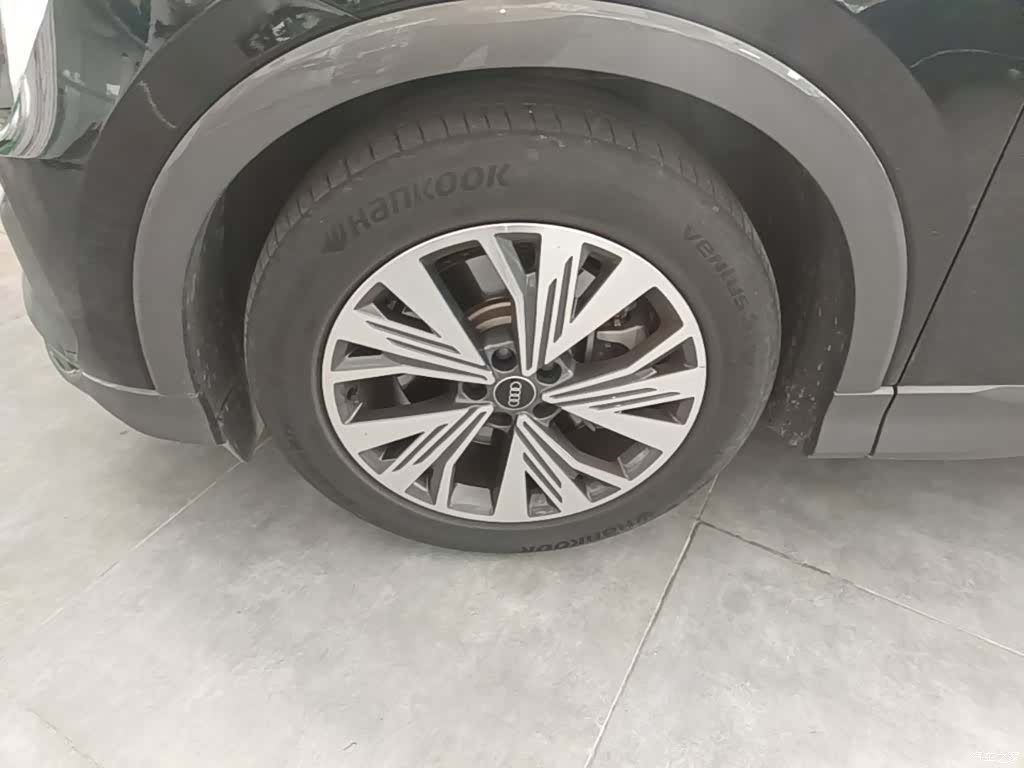 Audi Q5 e-tron, 2024 23