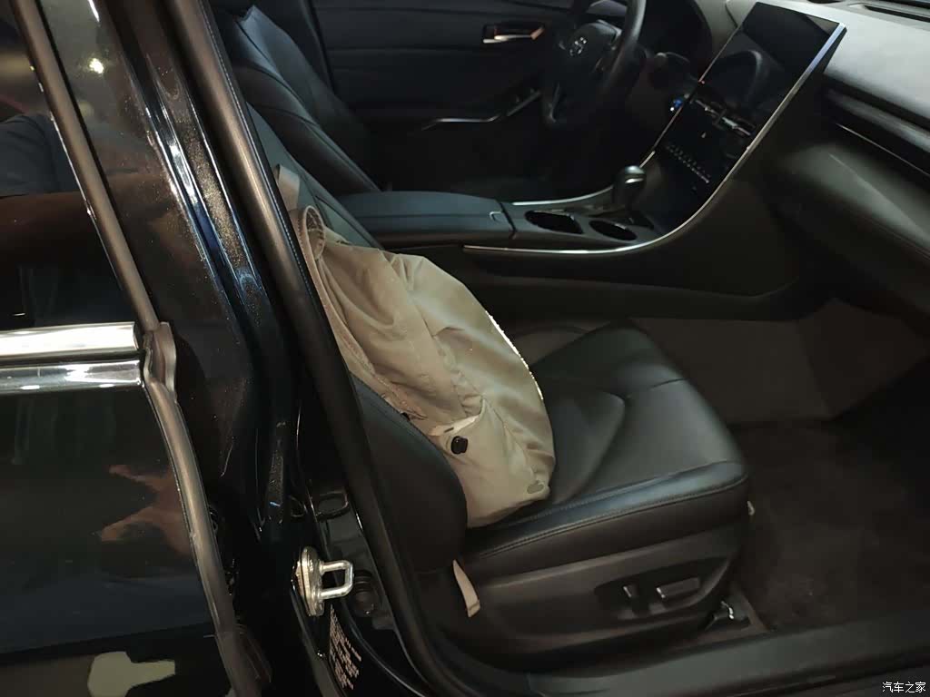 Toyota Avalon, 2023 25