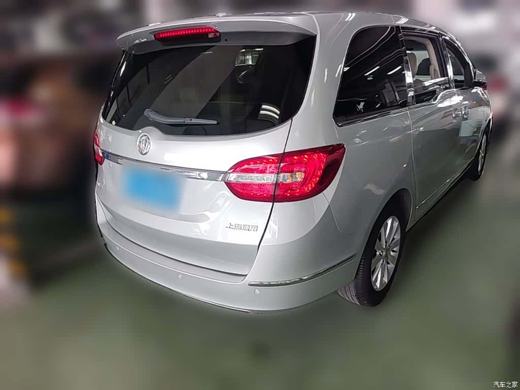 Buick GL8, 2016 12
