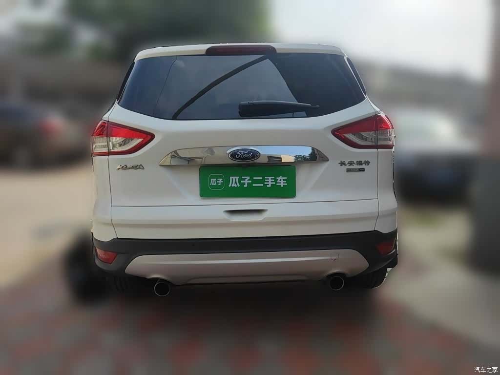 Ford Kuga, 2014 4