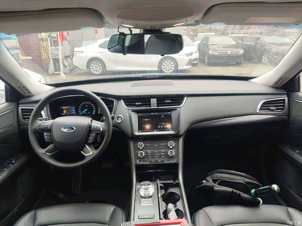 Ford Taurus, 2016 10