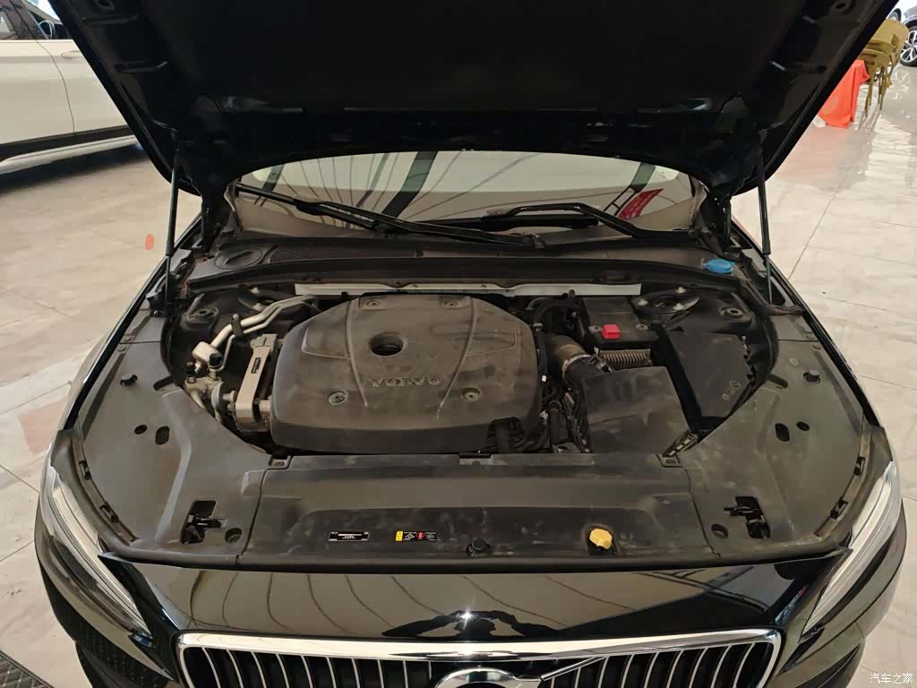 Volvo S90, 2018 10