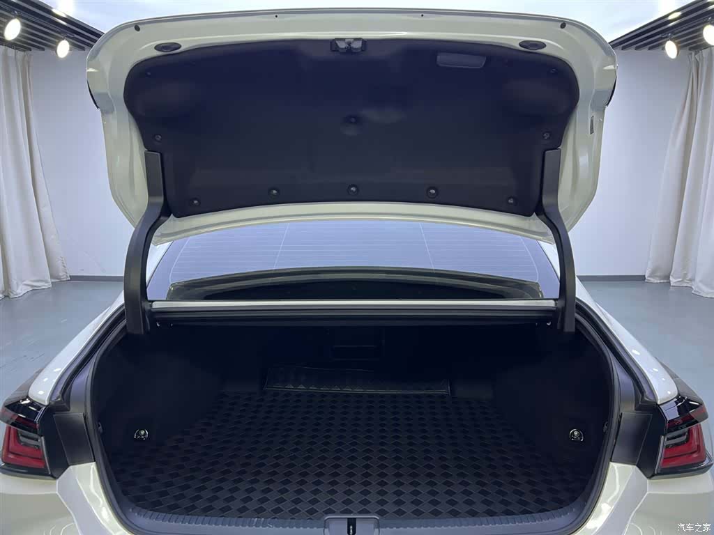 Lexus ES, 2026 27