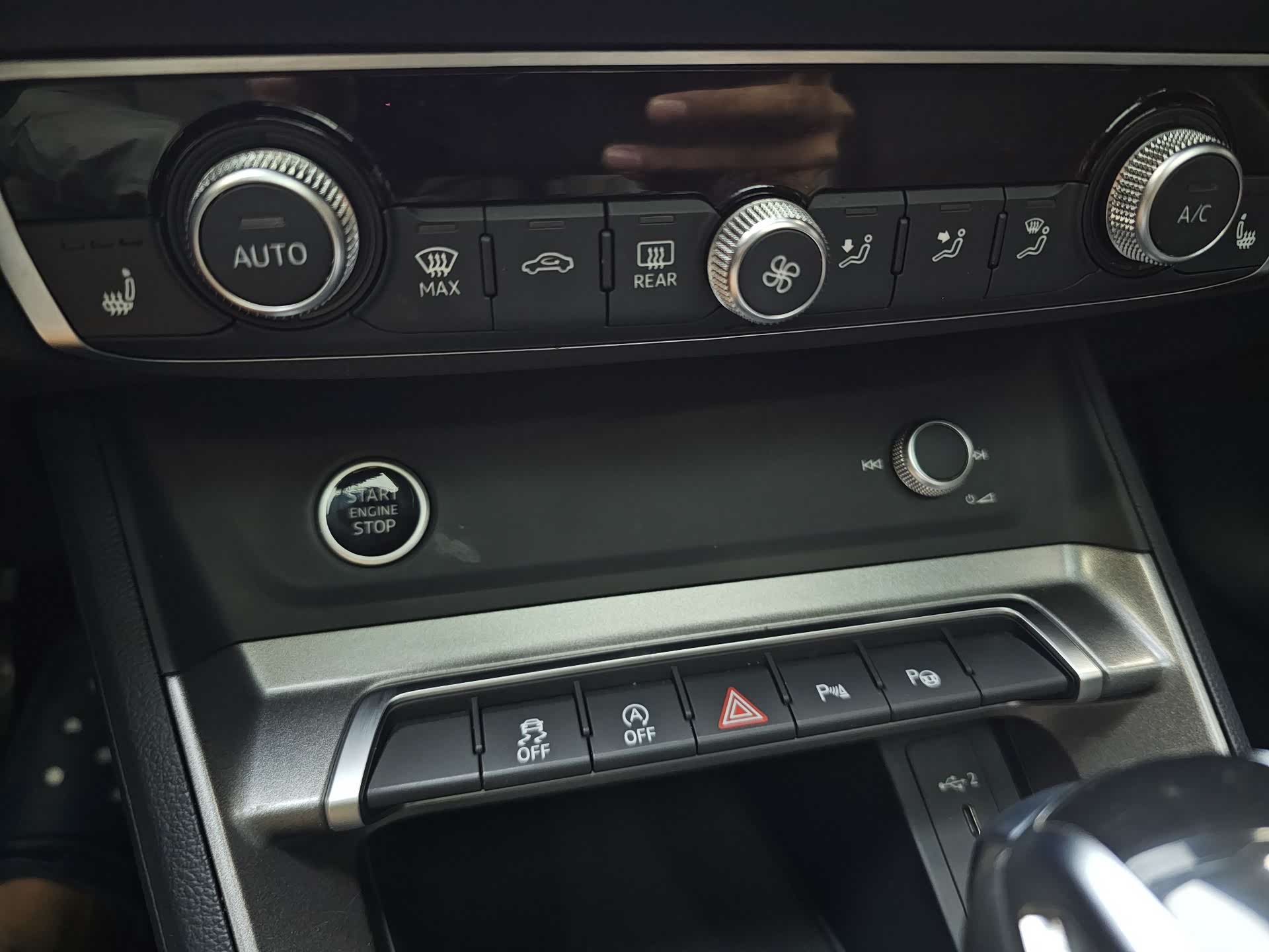 Audi Q3, 2022 20
