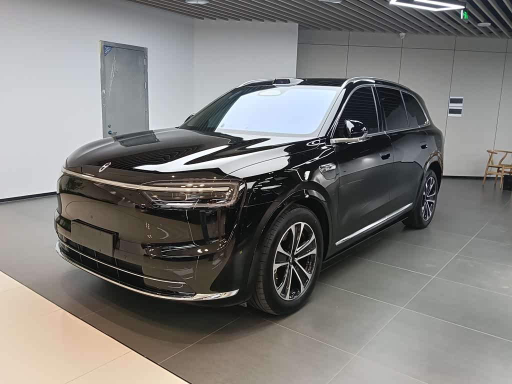 AITO M7