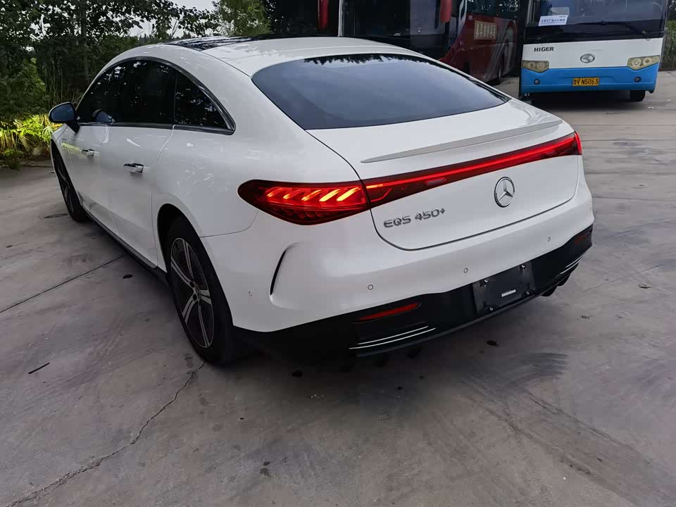 Mercedes-Benz EQS Mercedes-Benz EQS
