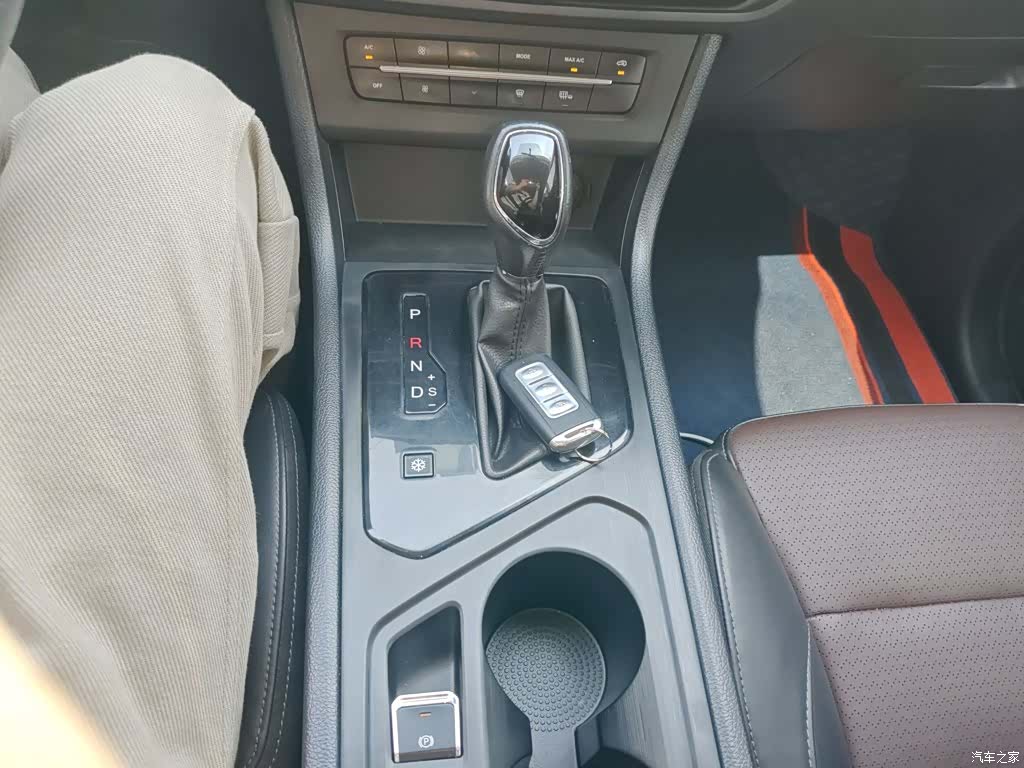 DongFeng S560, 2022 14