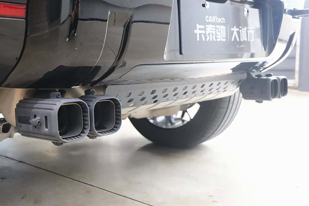 Land Rover Defender, 2021 36