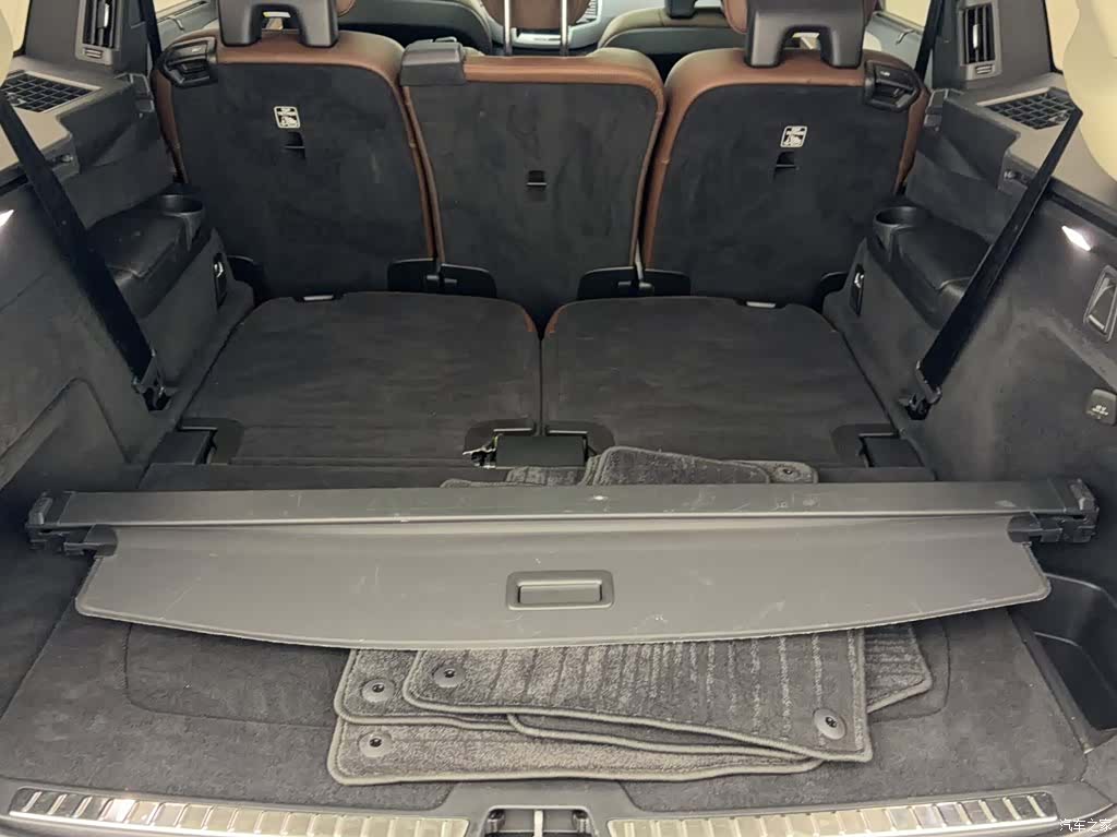 Volvo XC90, 2019 8