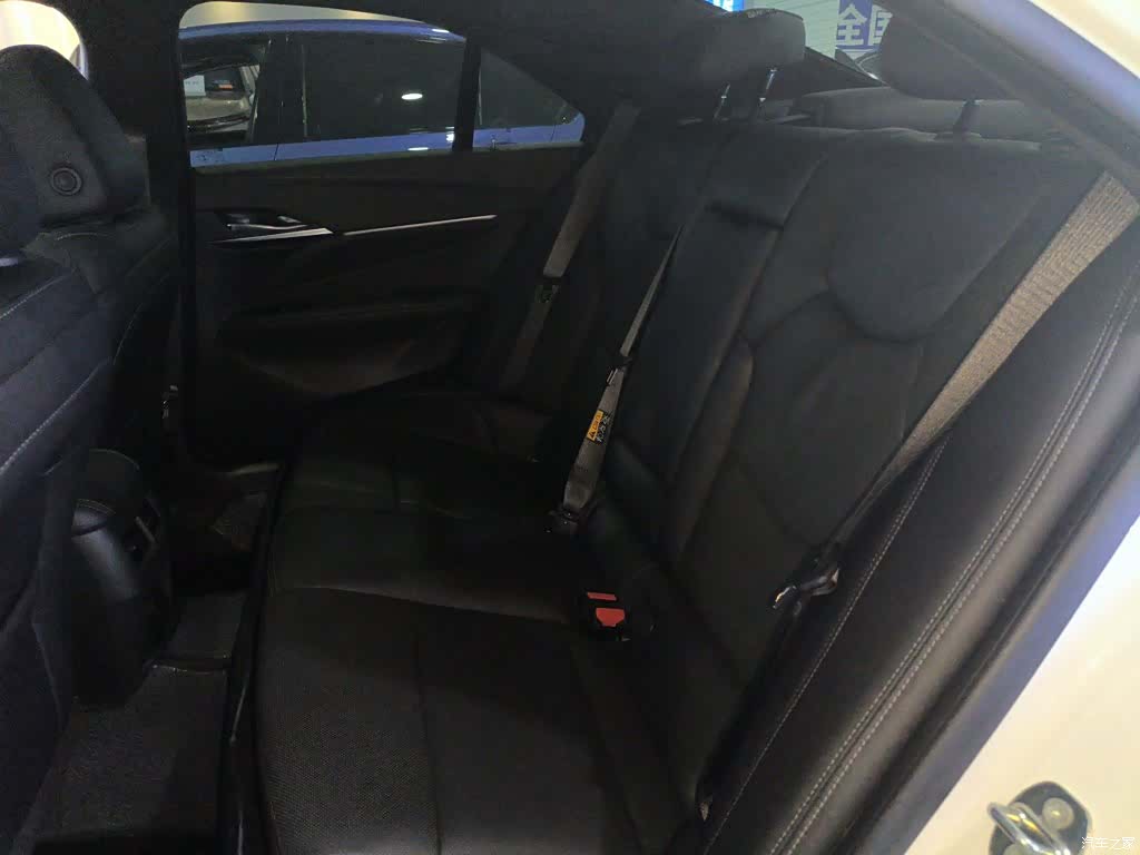 Cadillac CT4, 2023 17