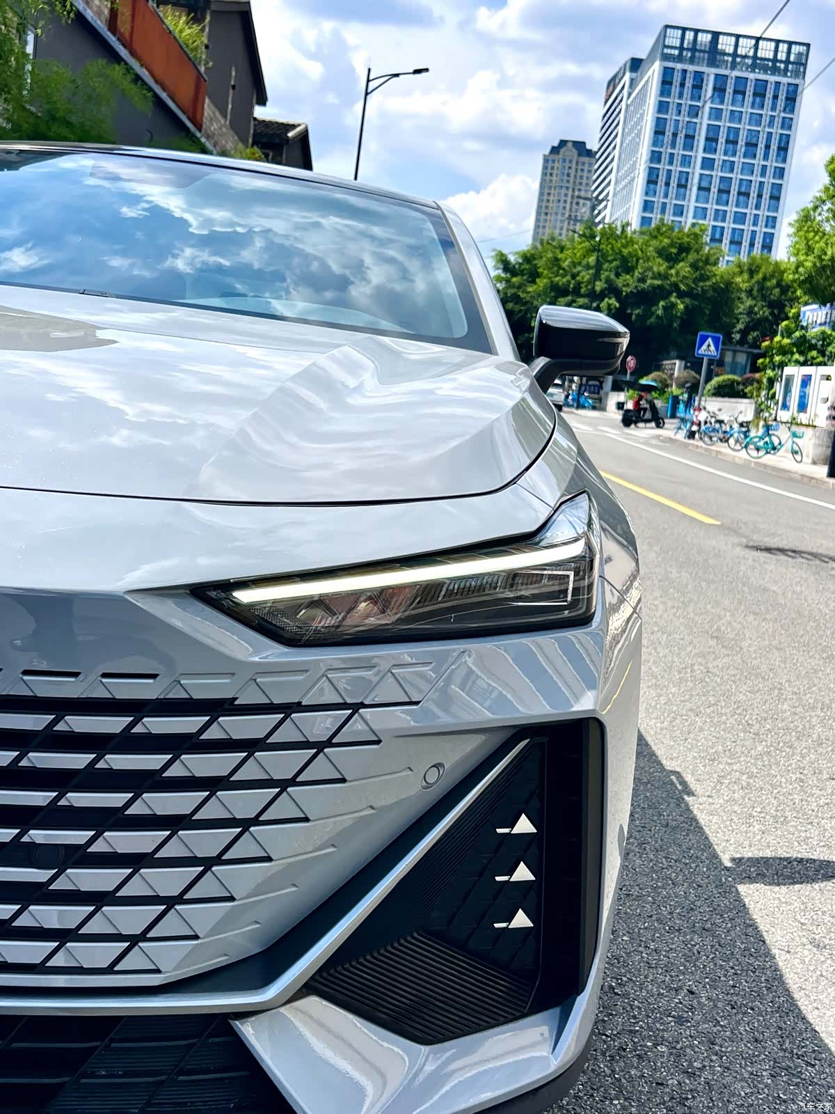 Changan UNI-V, 2022 4
