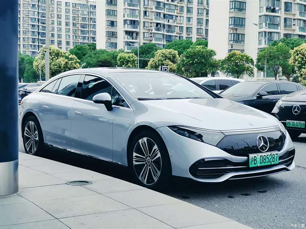 Mercedes-Benz EQS, 2025 8
