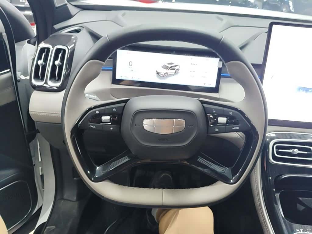 Geely Boyue, 2025 11