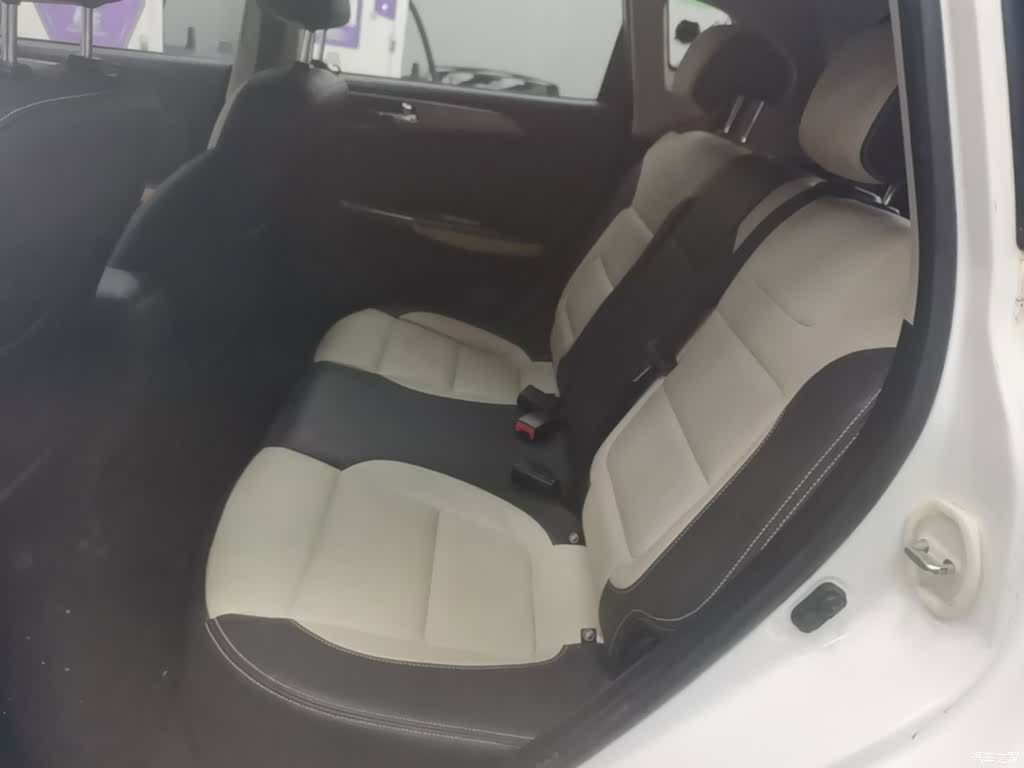 Changan CS35, 2017 17