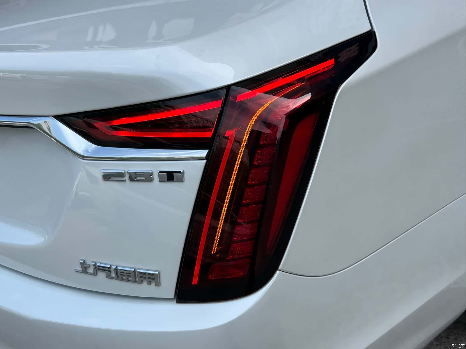 Cadillac CT6, 2019 10