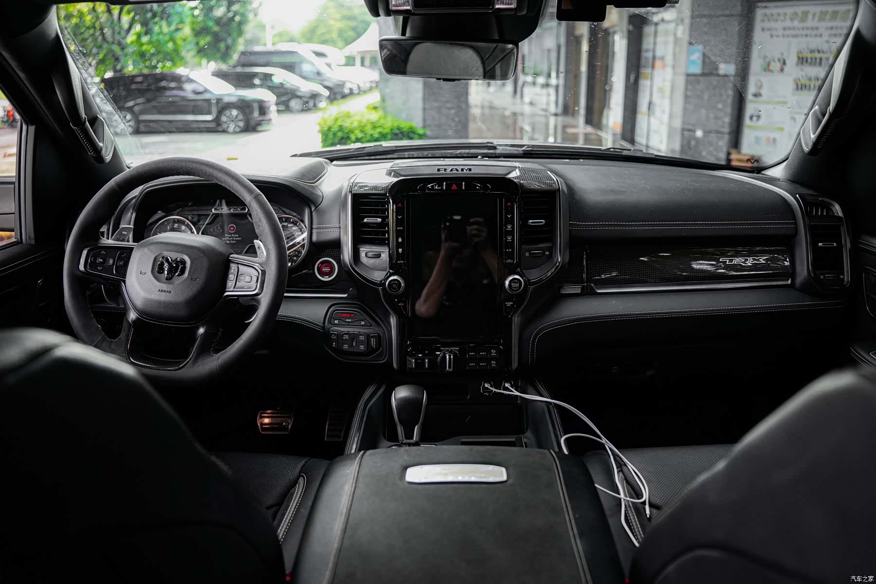 RAM Trucks, 2023 18