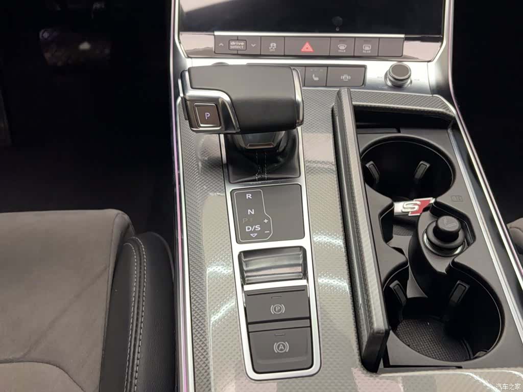 Audi A6L, 2022 17