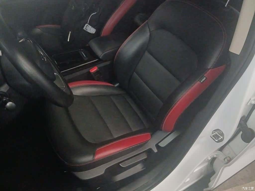 Geely Emgrand, 2021 15