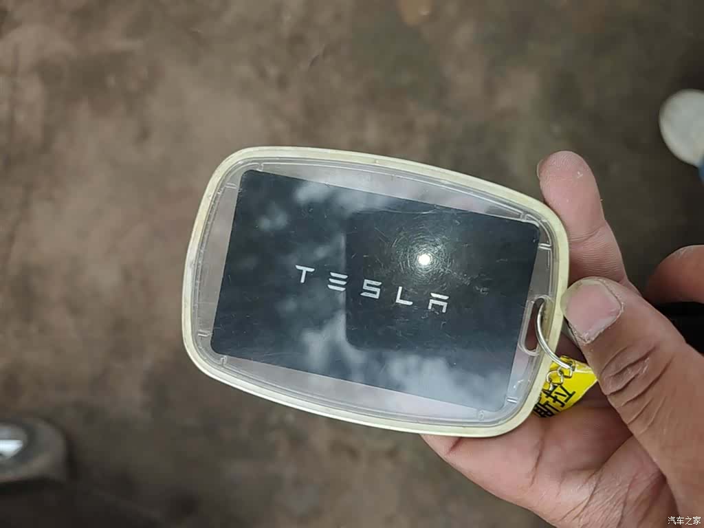 Tesla Model Y, 2023 9