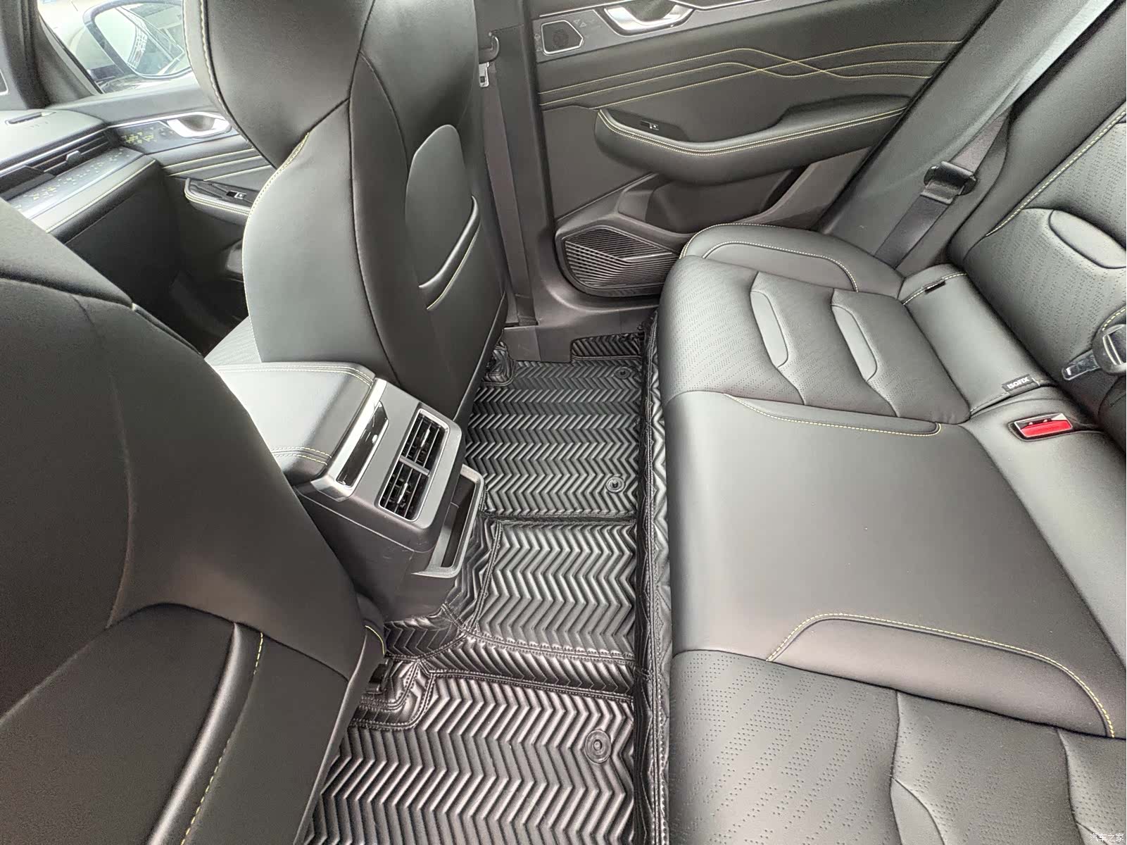 Geely Preface, 2024 13