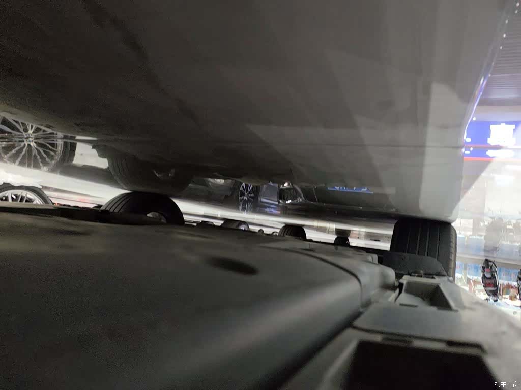 Toyota Crown, 2017 19