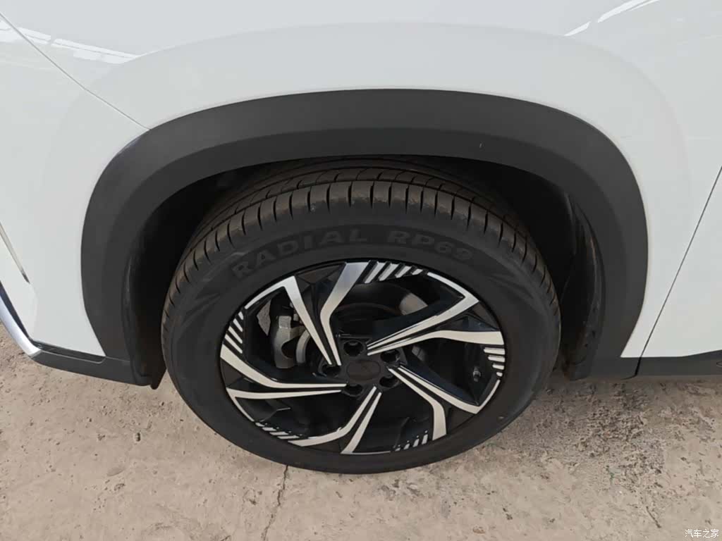 Geely Boyue, 2023 23