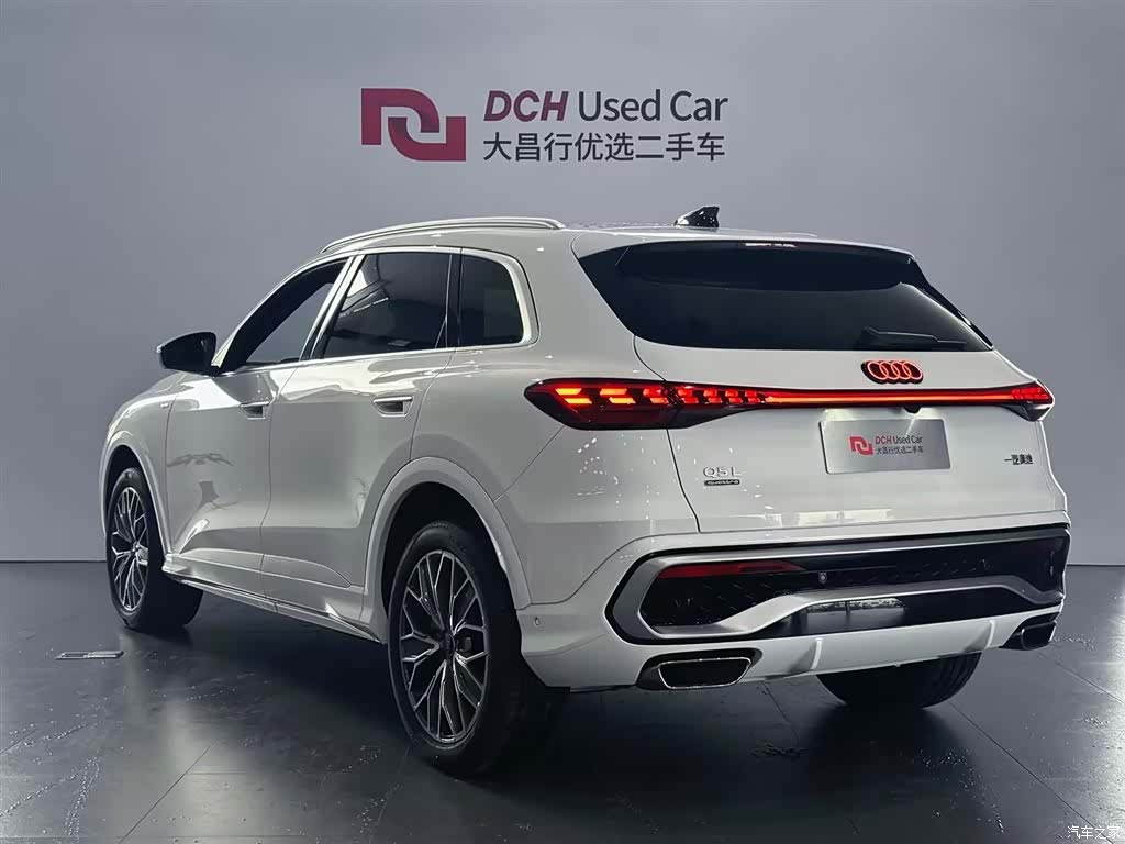 Audi Q5L, 2026 все фото