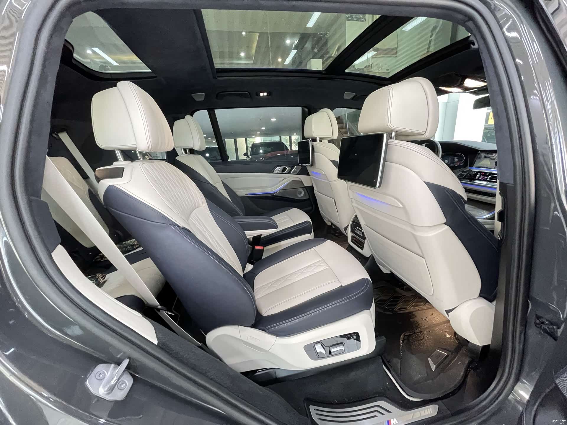 BMW X7, 2021 9