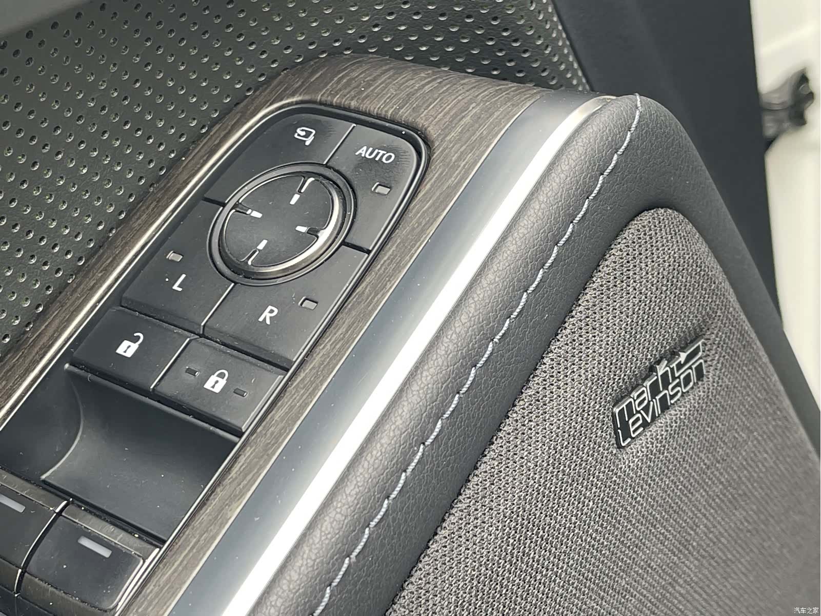 Lexus GX, 2024 26