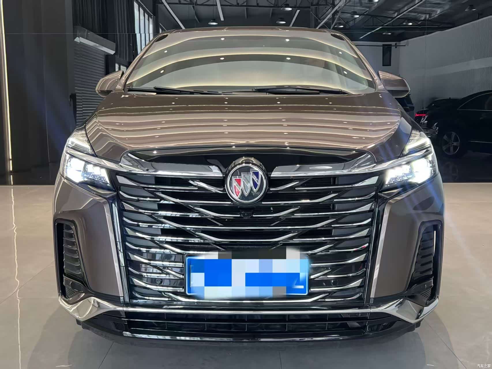 Buick GL8, 2022 2