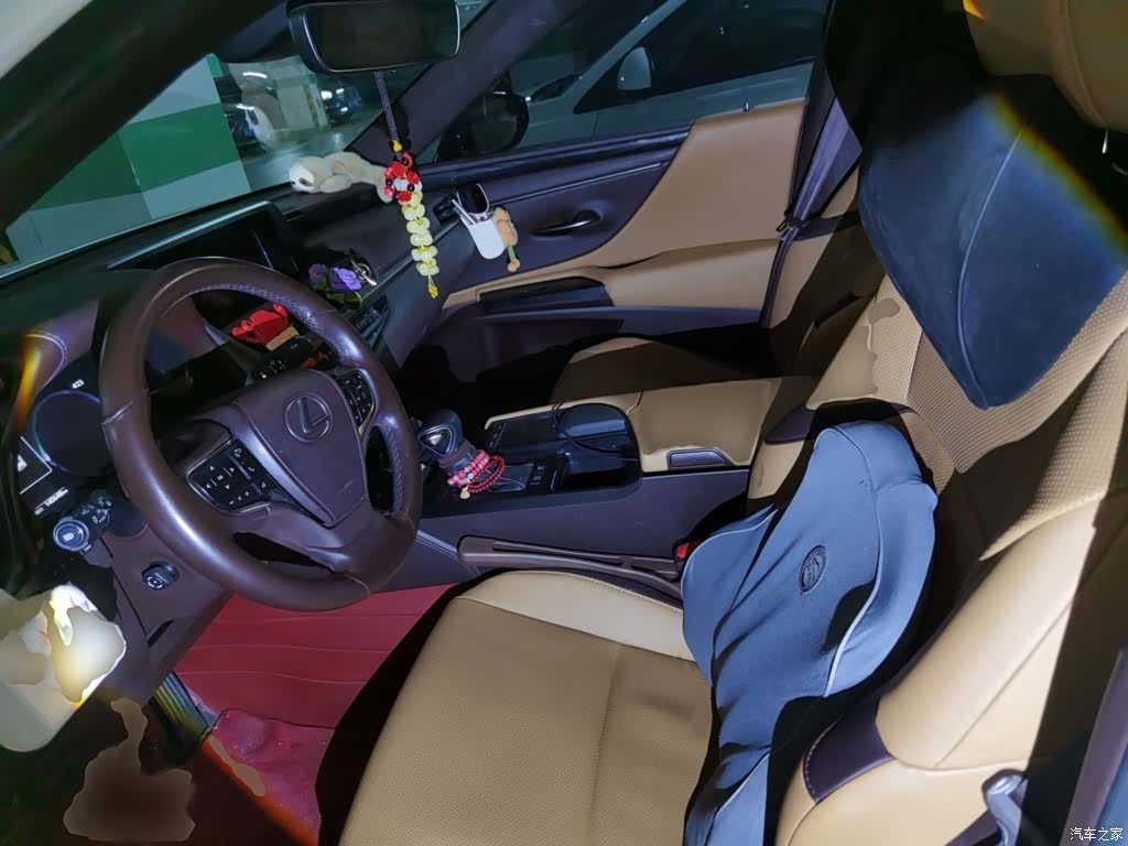Lexus ES, 2019 8